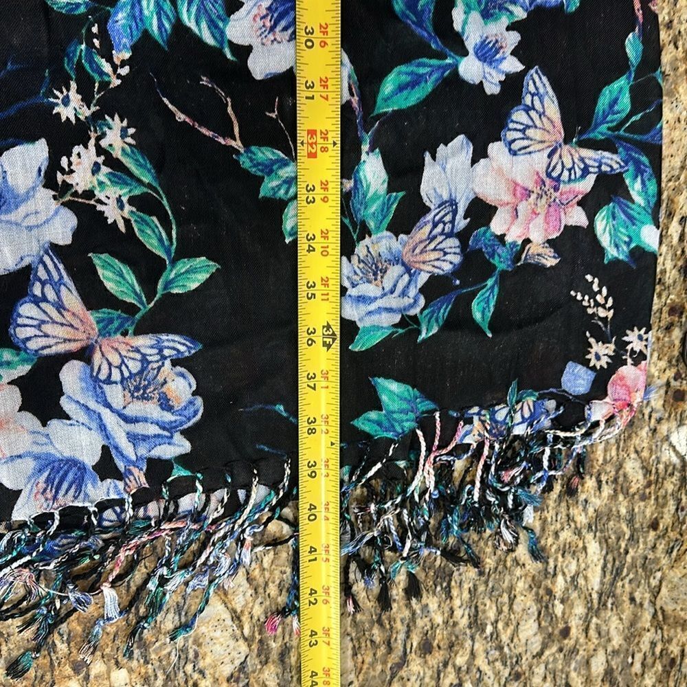 Chico’s Butterfly Garden-Print Shawl With Fringe - Picture 7 of 7